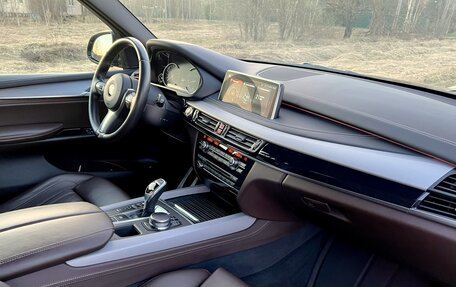 BMW X5, 2017 год, 4 100 000 рублей, 11 фотография