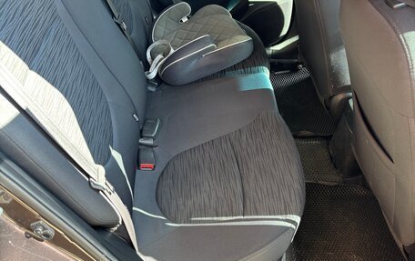 Hyundai Solaris II рестайлинг, 2016 год, 1 250 000 рублей, 11 фотография