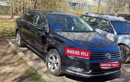 Volkswagen Passat B7, 2011 год, 1 000 000 рублей, 2 фотография