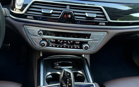 BMW 7 серия, 2021 год, 8 350 000 рублей, 17 фотография