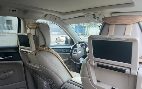 Cadillac SRX II рестайлинг, 2010 год, 990 000 рублей, 11 фотография