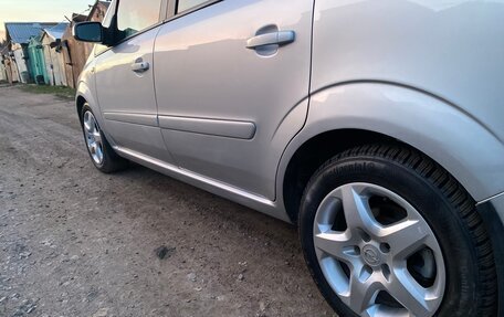 Opel Zafira B, 2007 год, 625 000 рублей, 10 фотография