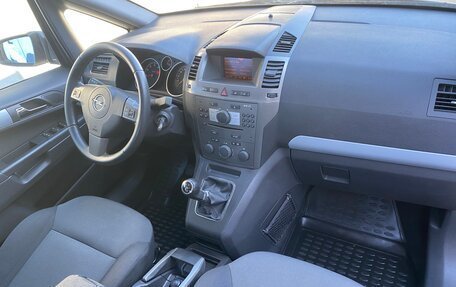 Opel Zafira B, 2007 год, 625 000 рублей, 21 фотография