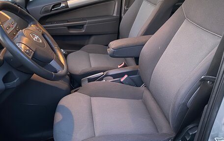 Opel Zafira B, 2007 год, 625 000 рублей, 33 фотография