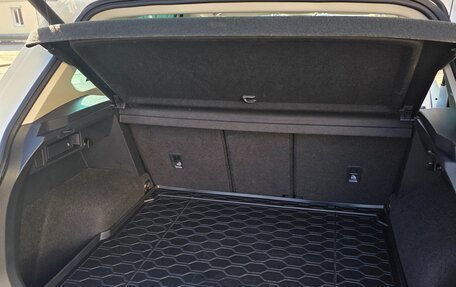 Volkswagen Tiguan II, 2020 год, 3 080 000 рублей, 6 фотография