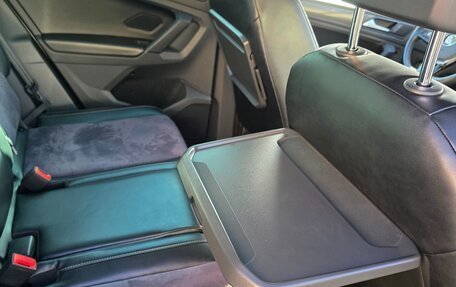 Volkswagen Tiguan II, 2020 год, 3 080 000 рублей, 8 фотография