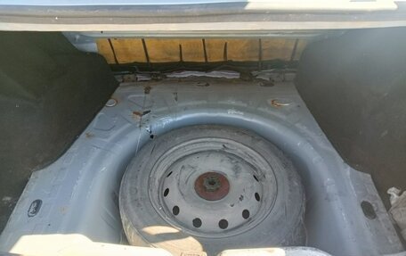 Renault Logan I, 2005 год, 115 000 рублей, 10 фотография