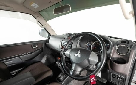 Mitsubishi Pajero Mini II, 2010 год, 930 000 рублей, 8 фотография