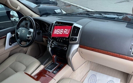 Toyota Land Cruiser 200, 2012 год, 3 250 000 рублей, 18 фотография