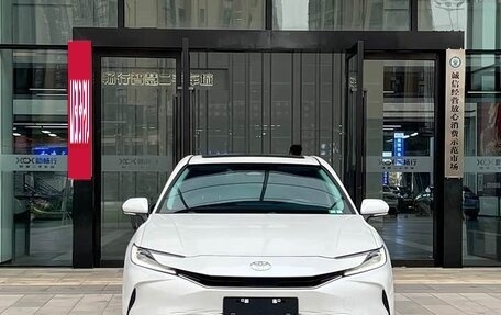 Toyota Camry, 2025 год, 3 765 000 рублей, 2 фотография
