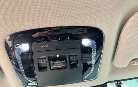 Toyota Camry, 2025 год, 3 765 000 рублей, 18 фотография