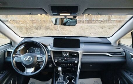 Lexus RX IV рестайлинг, 2021 год, 5 700 000 рублей, 5 фотография