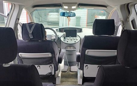 Nissan Quest III, 2004 год, 830 000 рублей, 10 фотография