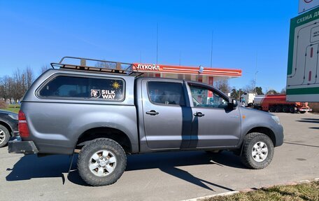 Toyota Hilux VII, 2013 год, 1 950 000 рублей, 3 фотография