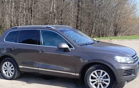 Volkswagen Touareg III, 2011 год, 1 790 000 рублей, 5 фотография