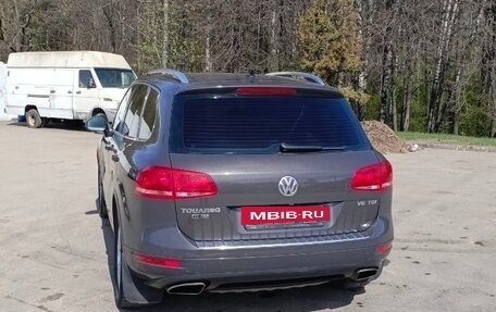 Volkswagen Touareg III, 2011 год, 1 790 000 рублей, 3 фотография