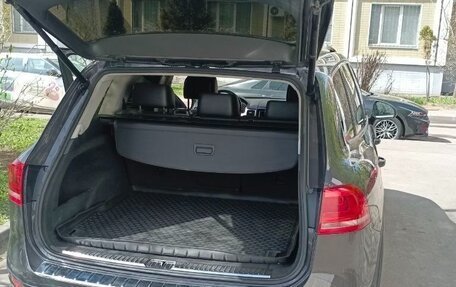 Volkswagen Touareg III, 2011 год, 1 790 000 рублей, 19 фотография