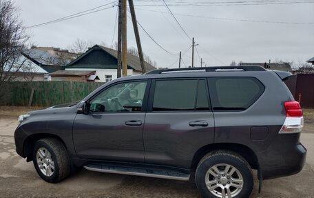 Toyota Land Cruiser Prado 150 рестайлинг 2, 2012 год, 2 500 000 рублей, 3 фотография