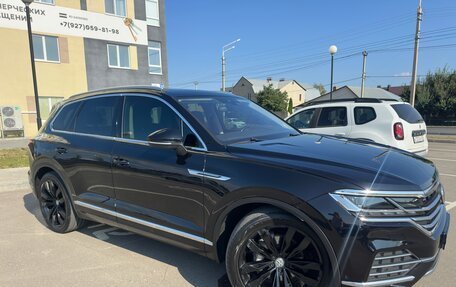 Volkswagen Touareg III, 2019 год, 5 330 000 рублей, 6 фотография