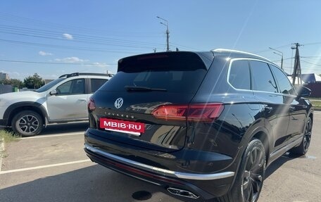 Volkswagen Touareg III, 2019 год, 5 330 000 рублей, 2 фотография