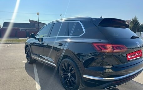Volkswagen Touareg III, 2019 год, 5 330 000 рублей, 4 фотография