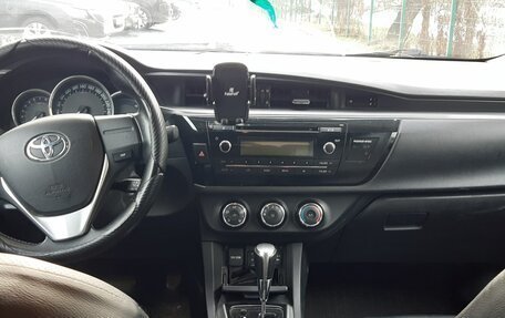 Toyota Corolla, 2013 год, 1 100 000 рублей, 6 фотография