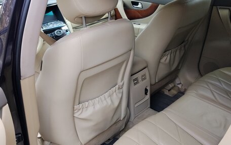 Infiniti QX70, 2015 год, 2 090 000 рублей, 20 фотография