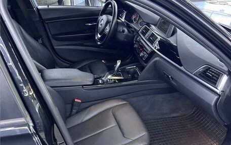 BMW 3 серия, 2016 год, 1 950 000 рублей, 8 фотография