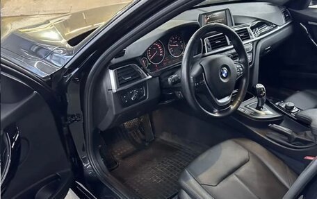 BMW 3 серия, 2016 год, 1 950 000 рублей, 12 фотография