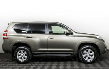 Toyota Land Cruiser Prado 150 рестайлинг 2, 2015 год, 3 297 000 рублей, 4 фотография