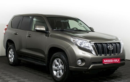 Toyota Land Cruiser Prado 150 рестайлинг 2, 2015 год, 3 297 000 рублей, 3 фотография