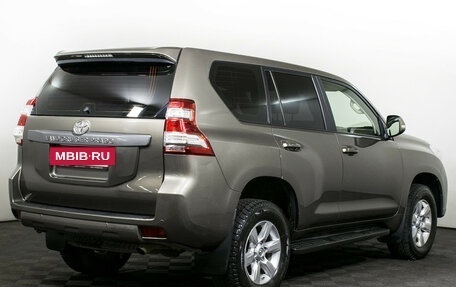Toyota Land Cruiser Prado 150 рестайлинг 2, 2015 год, 3 297 000 рублей, 5 фотография