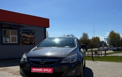 Opel Astra J, 2011 год, 600 000 рублей, 1 фотография