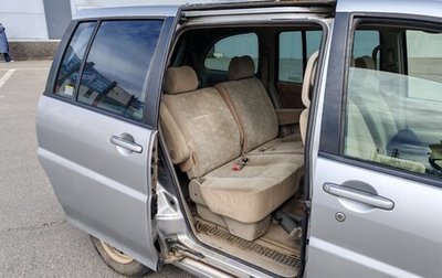 Nissan Liberty, 2001 год, 310 000 рублей, 1 фотография