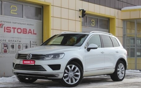 Volkswagen Touareg III, 2015 год, 3 395 000 рублей, 1 фотография