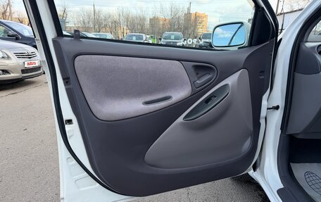 Toyota Platz, 1999 год, 447 000 рублей, 16 фотография