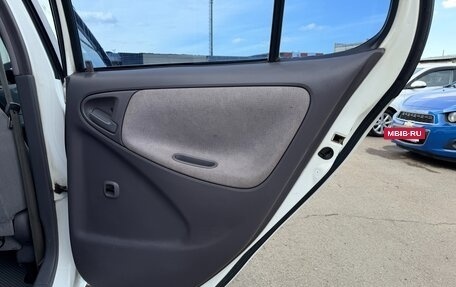 Toyota Platz, 1999 год, 447 000 рублей, 18 фотография