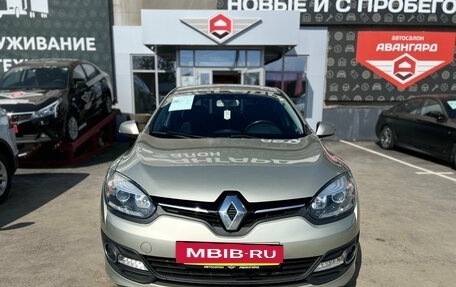 Renault Megane III, 2014 год, 880 000 рублей, 2 фотография