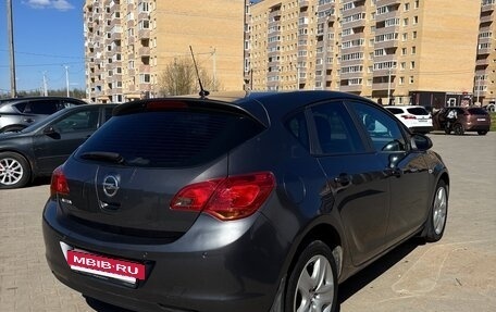 Opel Astra J, 2011 год, 600 000 рублей, 6 фотография