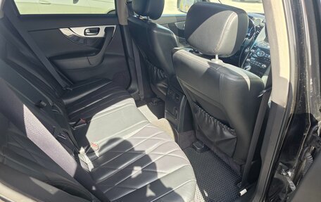 Infiniti FX II, 2011 год, 1 800 000 рублей, 12 фотография