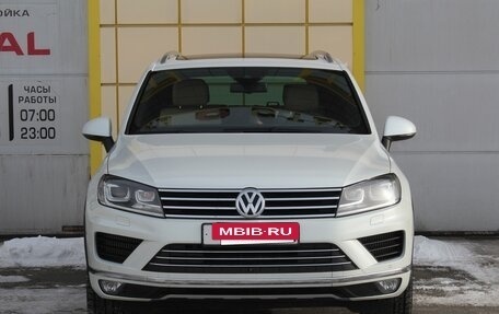 Volkswagen Touareg III, 2015 год, 3 395 000 рублей, 9 фотография