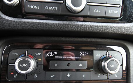 Volkswagen Touareg III, 2015 год, 3 395 000 рублей, 21 фотография