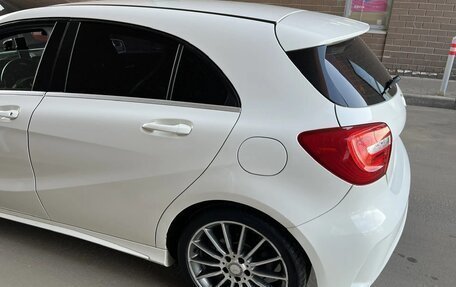 Mercedes-Benz A-Класс, 2014 год, 1 600 000 рублей, 14 фотография