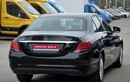 Mercedes-Benz C-Класс, 2018 год, 2 450 000 рублей, 5 фотография