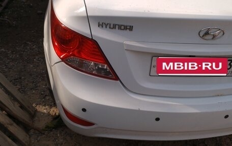 Hyundai Solaris II рестайлинг, 2012 год, 350 000 рублей, 5 фотография