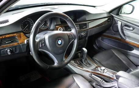 BMW 3 серия, 2011 год, 977 000 рублей, 14 фотография