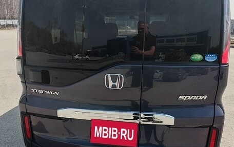Honda Stepwgn IV, 2016 год, 1 750 000 рублей, 5 фотография