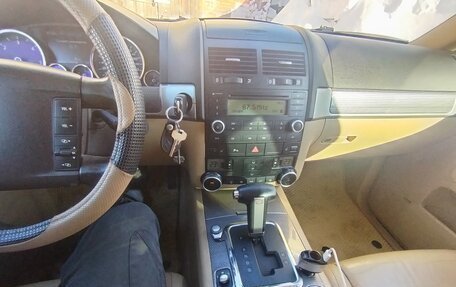 Volkswagen Touareg III, 2007 год, 980 000 рублей, 8 фотография