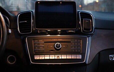 Mercedes-Benz GLS, 2017 год, 3 600 000 рублей, 12 фотография