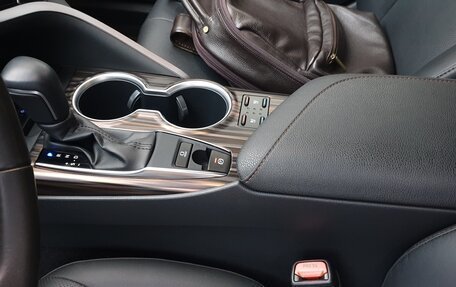 Toyota Camry, 2018 год, 2 480 000 рублей, 4 фотография